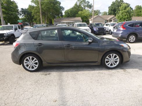 Used 2010 MAZDA MAZDA3 s Grand Touring Hatchback FWD image 5