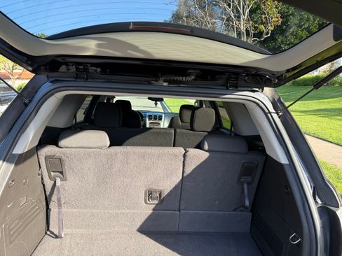 Used 2011 GMC Acadia SL image 5