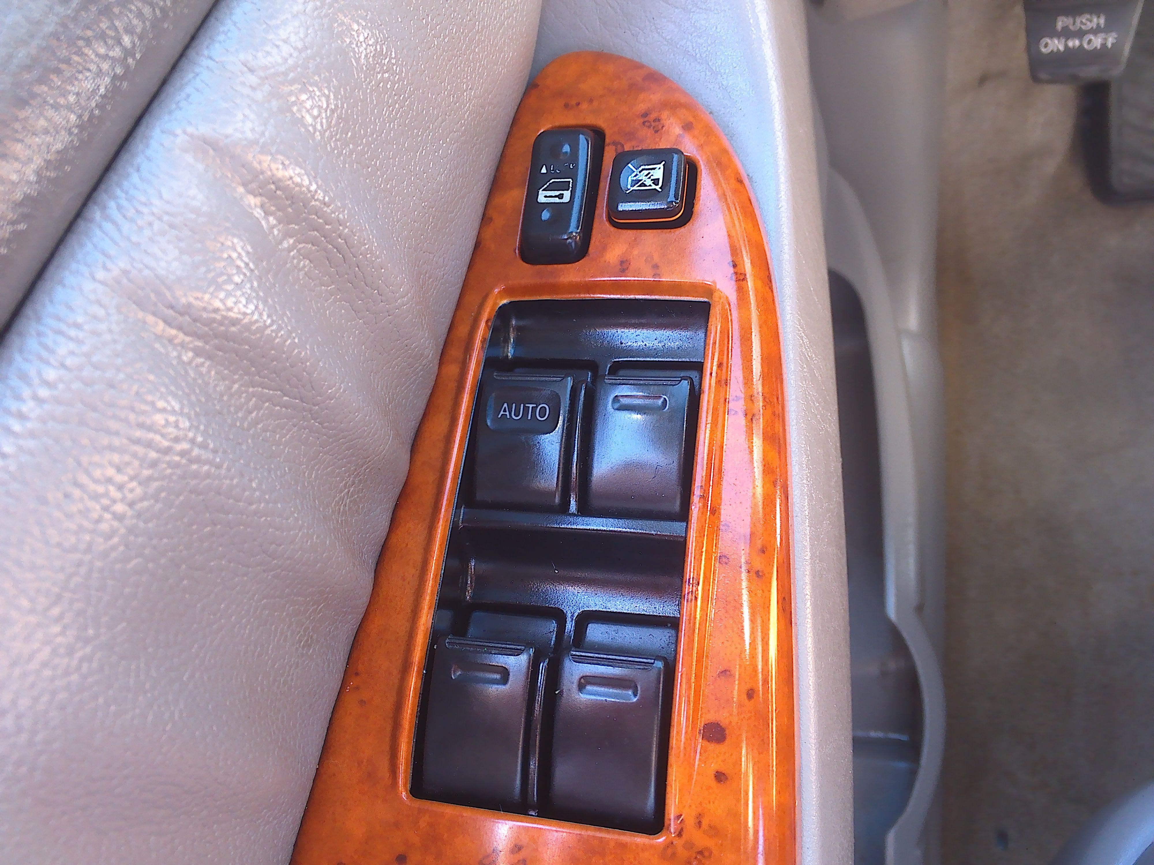 Used 2009 Toyota Sienna Limited AWD image 24