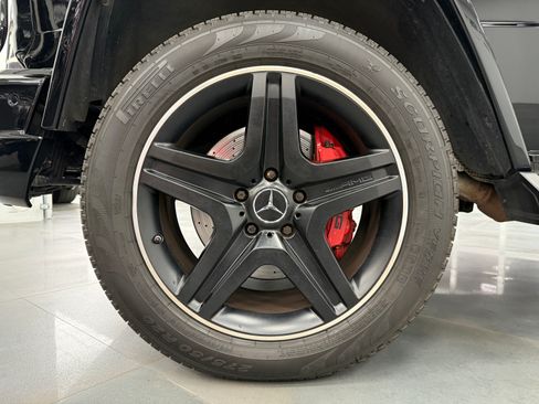 Used 2016 Mercedes-Benz G 63 AMG image 13