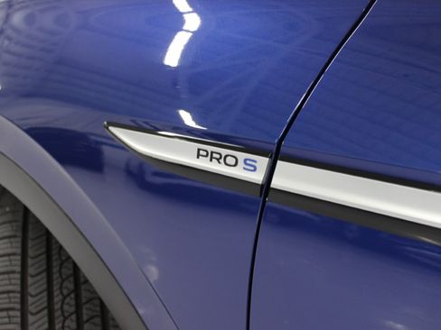 Used 2022 Volkswagen ID.4 Pro S image 13