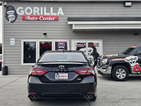 Used 2021 Toyota Camry XSE image 6