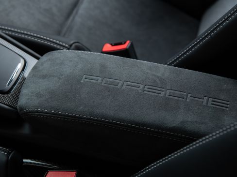 Used 2018 Porsche 911 GT2 RS image 71