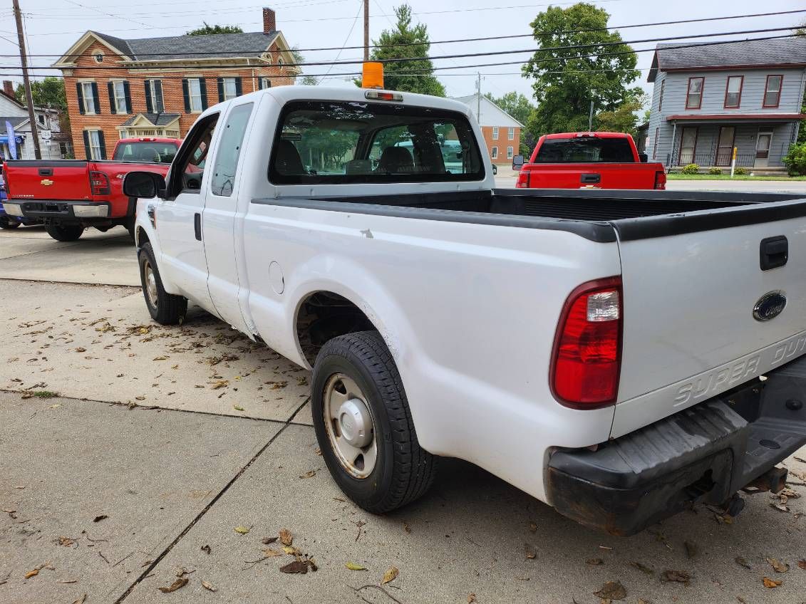 Used 2008 Ford F250 2WD SuperCab Super Duty image 8