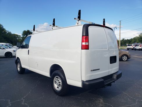 Used 2020 Chevrolet Express 2500 image 5