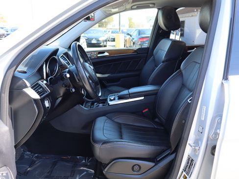 Used 2015 Mercedes-Benz GL 450 image 13