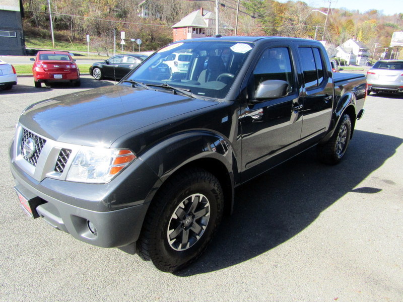 Used 2014 Nissan Frontier 4x4 Crew Cab PRO-4X image 5