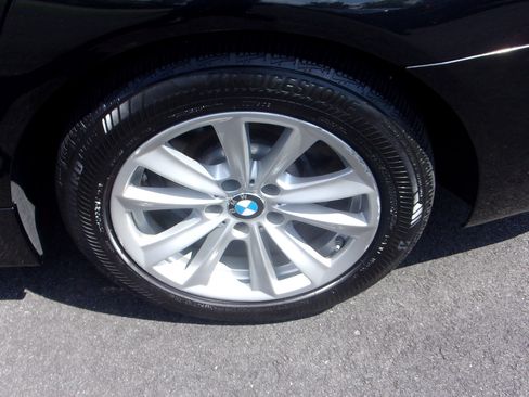 Used 2014 BMW 528i xDrive Sedan AWD/4WD image 35