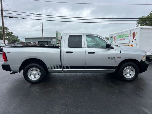 Used 2019 RAM 1500 4x4 Quad Cab Classic Tradesman image 15