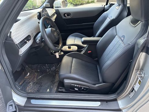 Used 2025 MINI Cooper Convertible FWD image 10