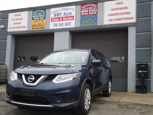 Used 2016 Nissan Rogue S image 1