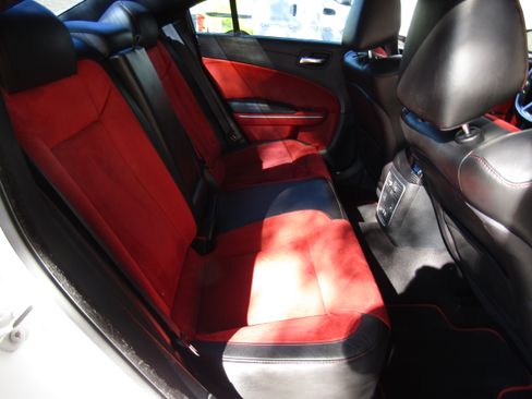 Used 2020 Dodge Charger Scat Pack image 12
