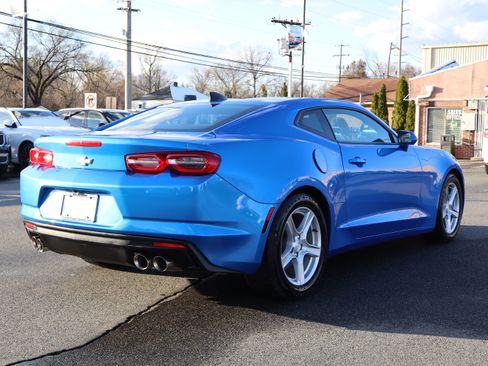 Used 2024 Chevrolet Camaro 1LT image 8