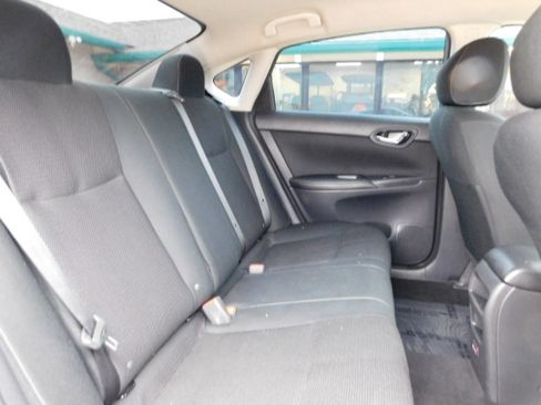 Used 2019 Nissan Sentra S image 23