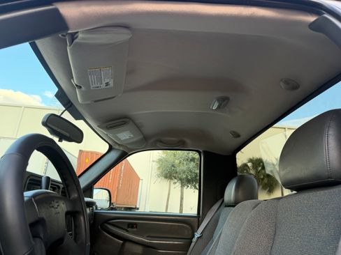 Used 2007 Chevrolet Silverado 1500 Classic W/T image 83