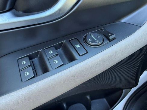 Used 2020 Hyundai Elantra GT image 20