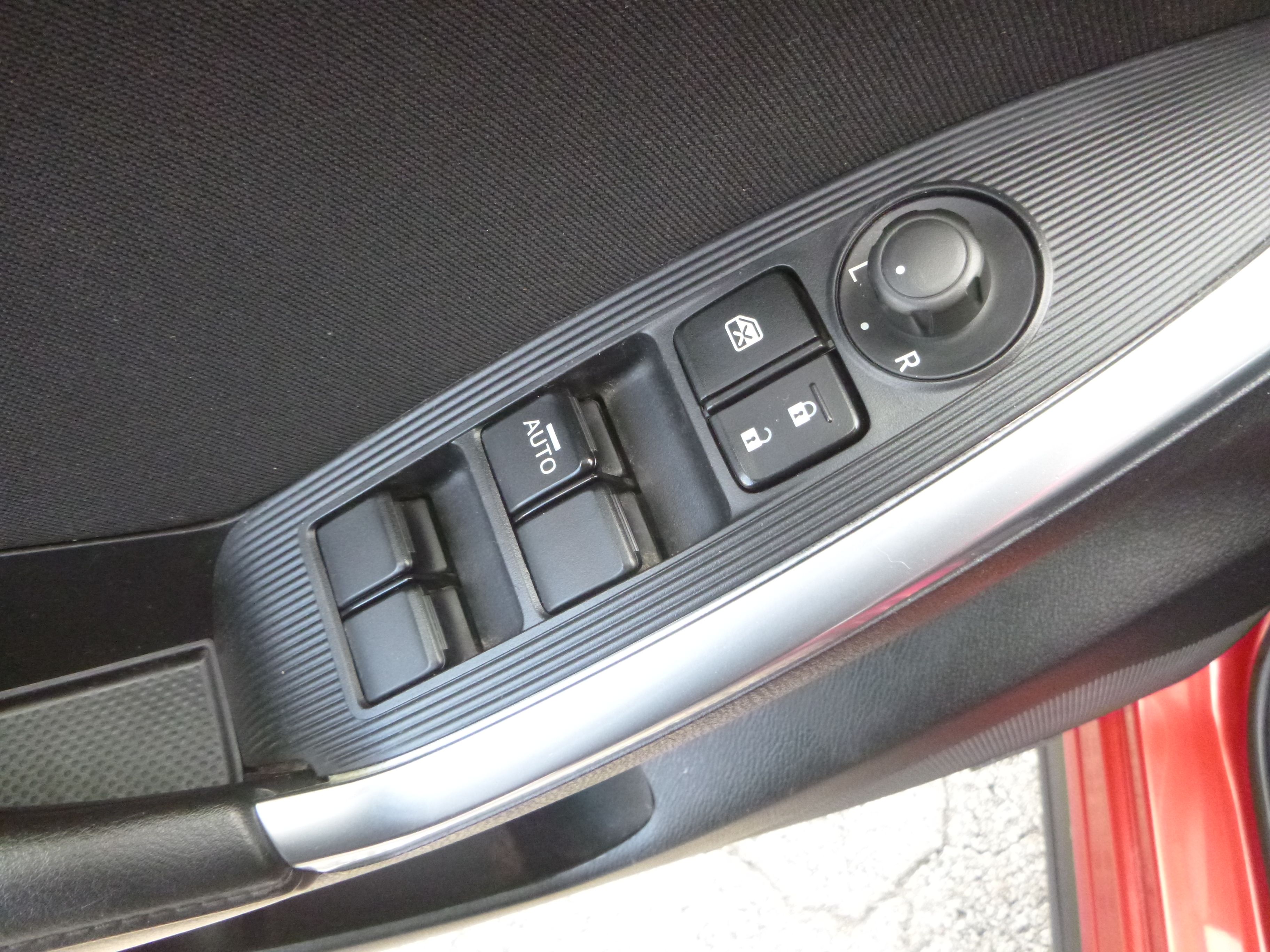 Used 2015 MAZDA CX-5 AWD Touring image 15