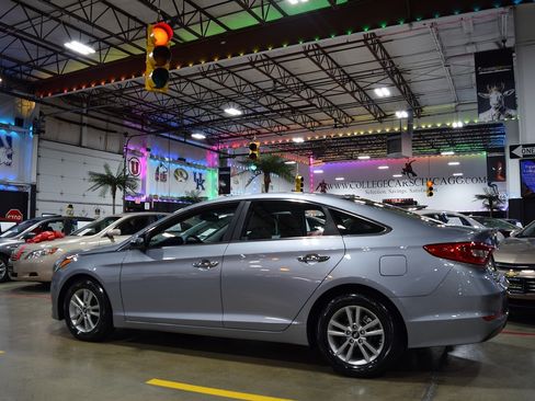 Used 2015 Hyundai Sonata SE image 4