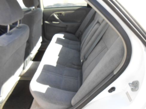 Used 1999 Toyota Camry LE V6 Sedan FWD image 13