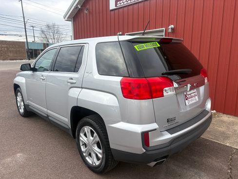 Used 2017 GMC Terrain SLE image 6