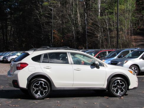 Used 2015 Subaru XV Crosstrek 2.0i Limited image 13
