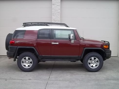 Used 2008 Toyota FJ Cruiser image 10