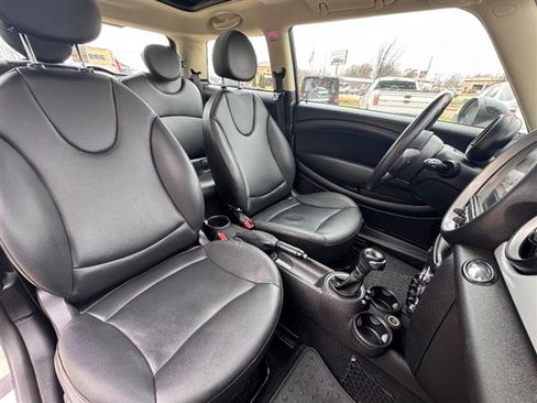 Used 2013 MINI Cooper image 18