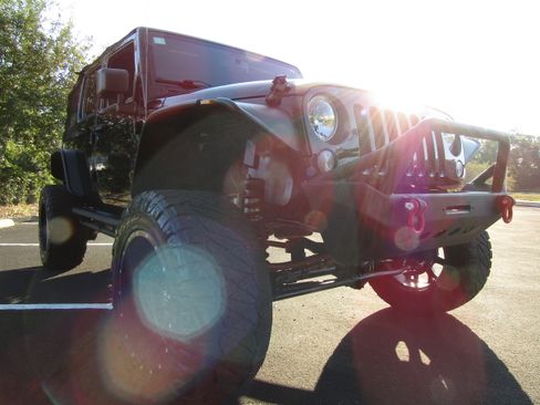 Used 2015 Jeep Wrangler Rubicon image 7