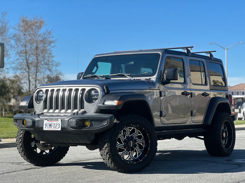 Used 2018 Jeep Wrangler Unlimited Sport S image 1
