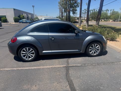 Used 2015 Volkswagen Beetle TDI image 6