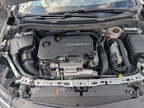 Used 2017 Chevrolet Cruze LT image 15