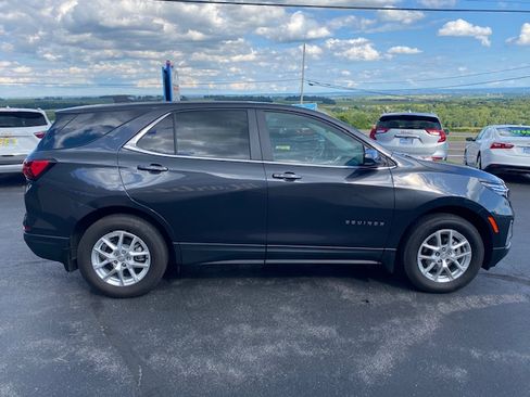 Used 2023 Chevrolet Equinox LT image 6
