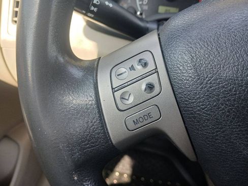 Used 2012 Toyota Corolla LE image 13