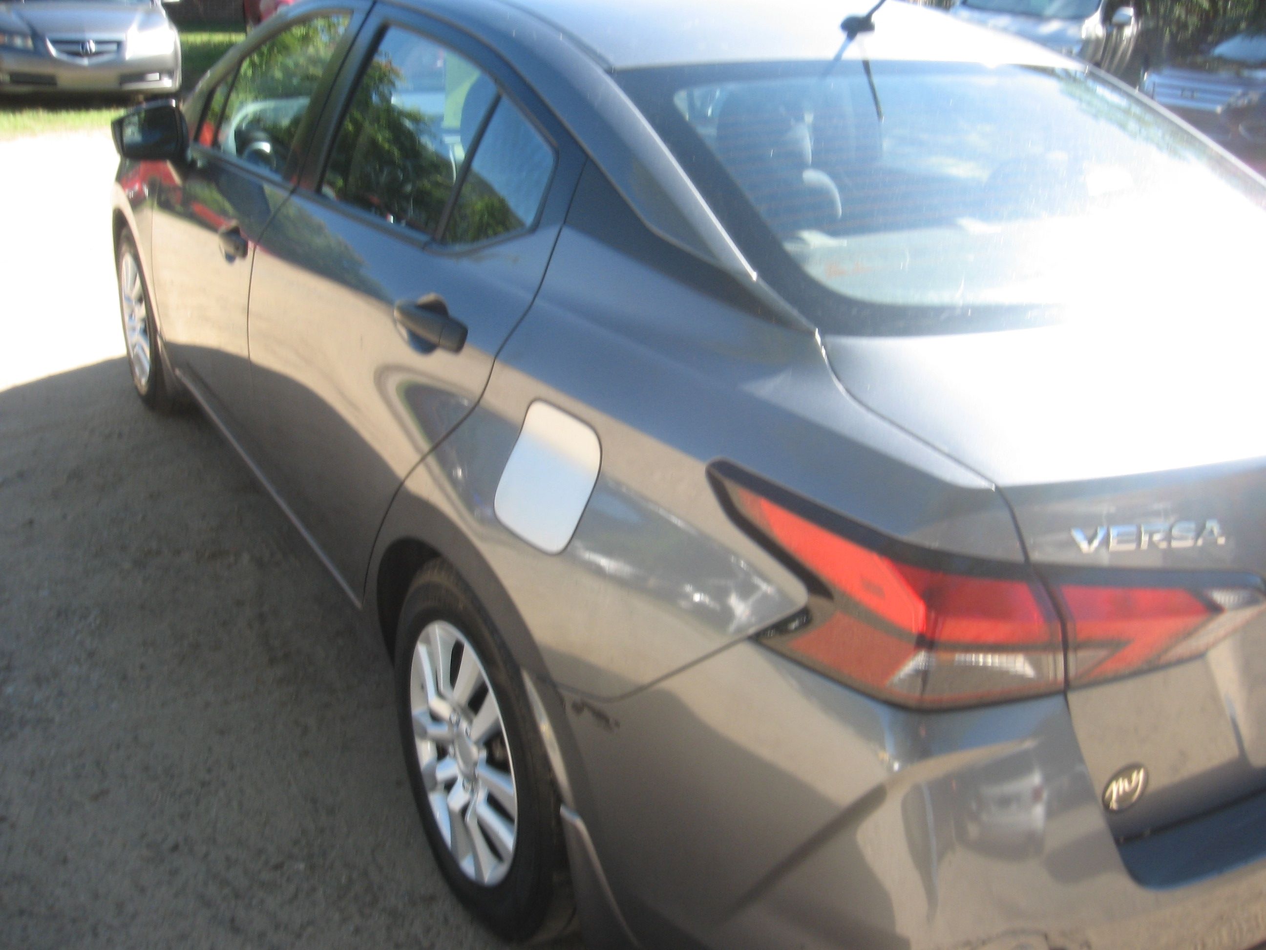 Used 2020 Nissan Versa S FWD image 6