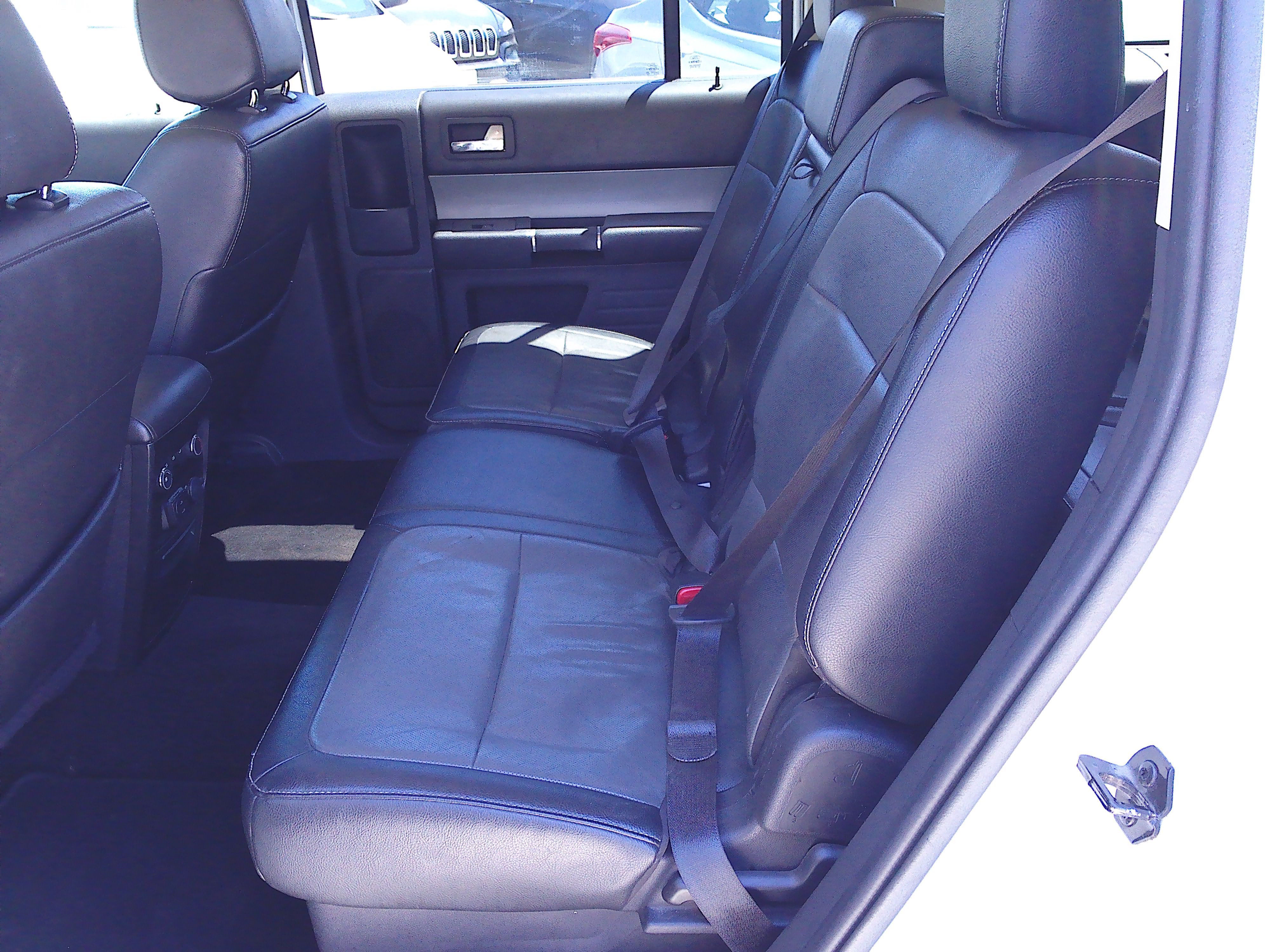 Used 2014 Ford Flex SEL FWD image 8