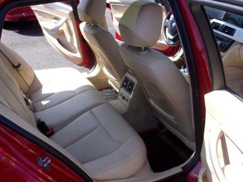 Used 2014 BMW 328i xDrive Wagon AWD/4WD image 23