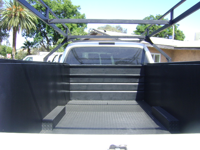 Used 2004 Ford F350 2WD Regular Cab DRW Super Duty image 9