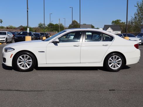 Used 2016 BMW 528i xDrive Sedan AWD/4WD image 5
