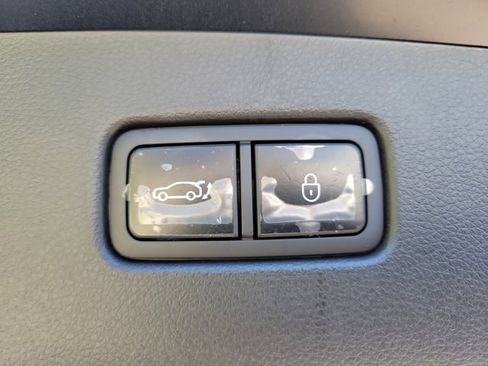 Used 2024 Genesis GV70 3.5T Sport Advanced image 7