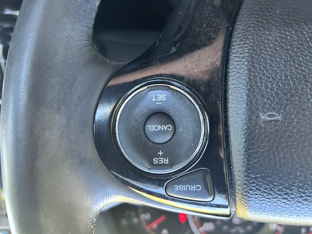 Used 2017 Honda Accord EX-L Coupe image 10