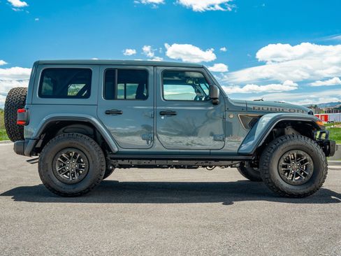 Used 2024 Jeep Wrangler 4WD Unlimited Rubicon 392 image 4