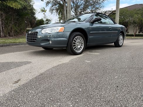 Used 2005 Chrysler Sebring Touring image 49