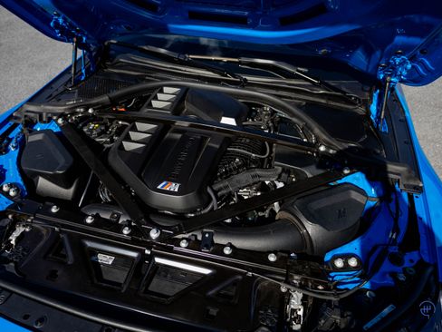 Used 2025 BMW M2 image 57