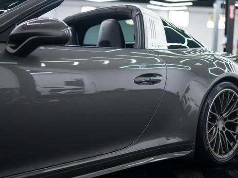 Used 2017 Porsche 911 Targa 4S image 6