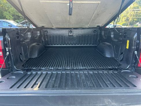 Used 2016 Chevrolet Silverado 1500 2WD Crew Cab LT image 25