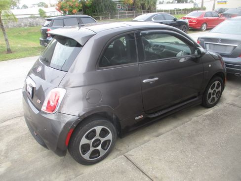 Used 2015 FIAT 500 e image 6