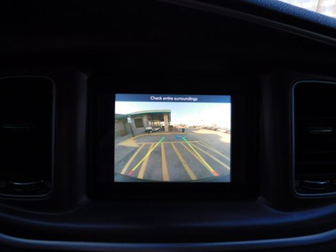 Used 2022 Dodge Charger SXT image 17