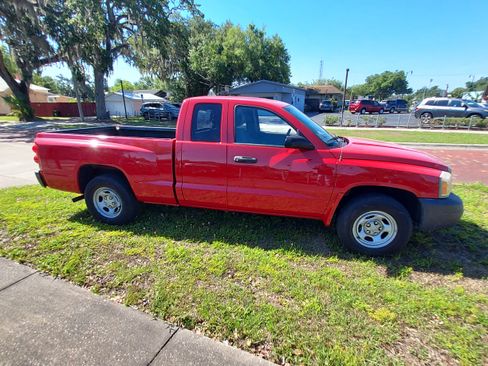 Used 2006 Dodge Dakota ST image 4