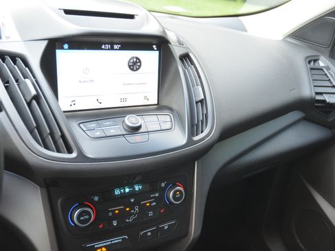 Used 2018 Ford Escape 4WD SE image 17