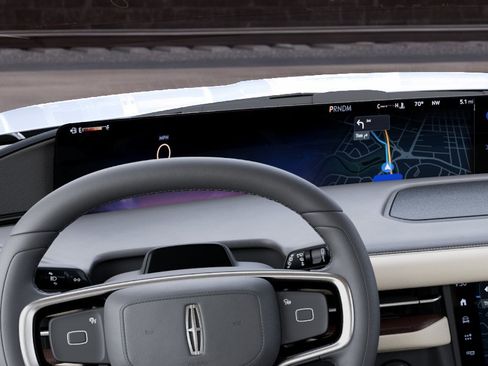 New 2027 Lincoln Navigator Reserve AWD/4WD image 13